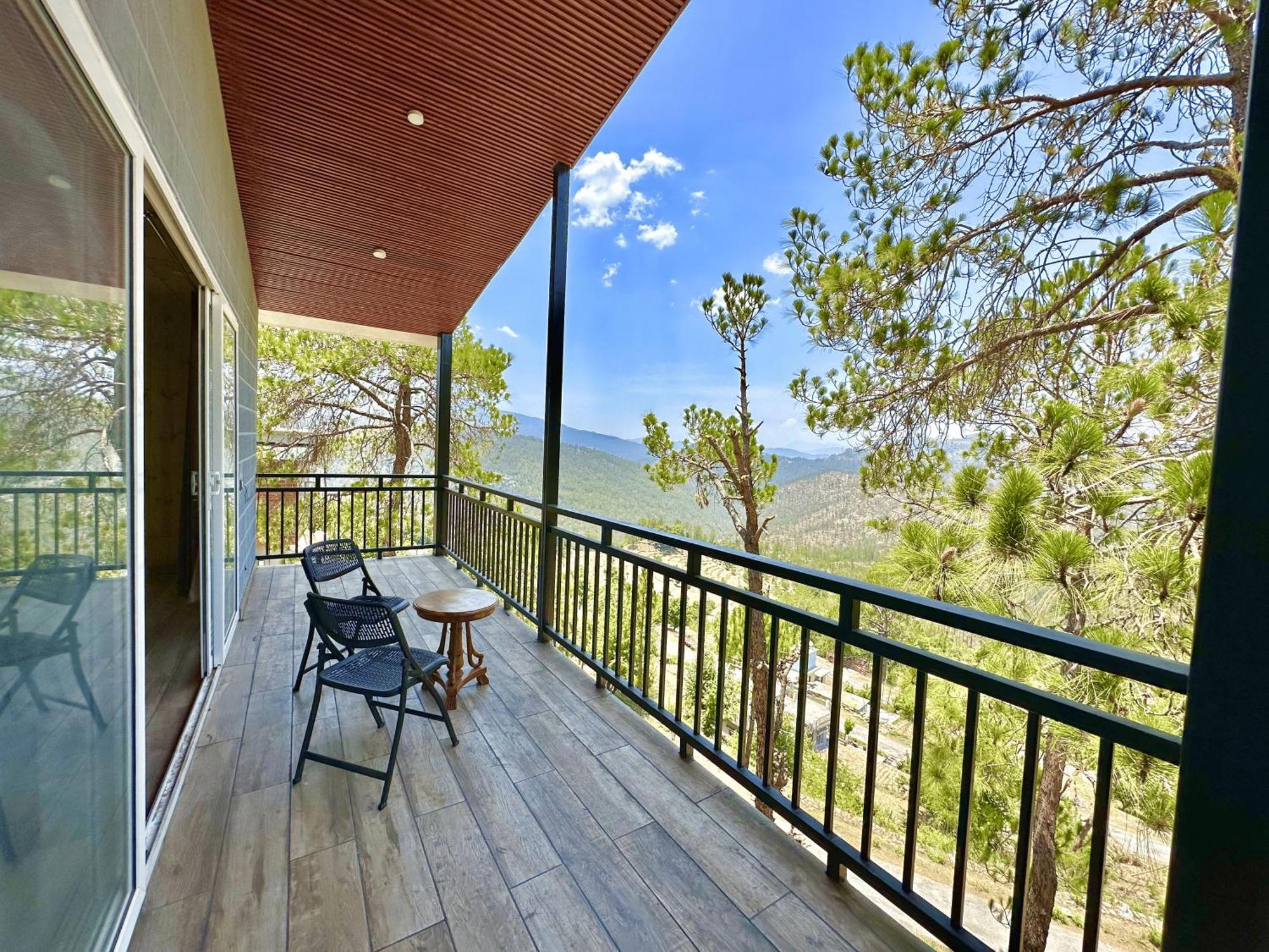 Pine Country Resort Mukteshwar Exterior foto